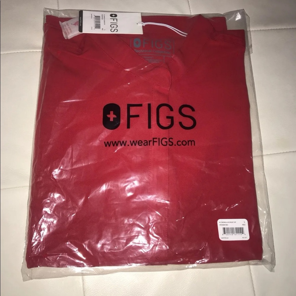 Figs Red Rafaela top size L